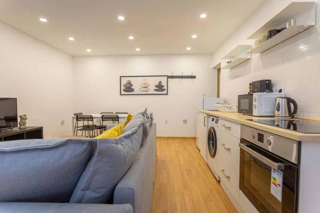 2 Bedroom Flat In The Dob Street, Venus Budapest Eksteriør bilde